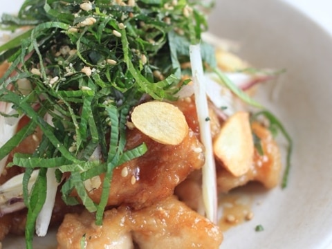 大葉と茗荷で♪大人の和風ガーリックチキン。